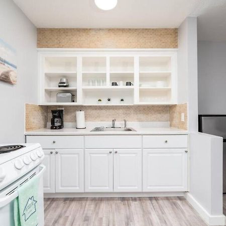 Just Off Wilton Drive Apt 8 Форт Лодърдейл Екстериор снимка