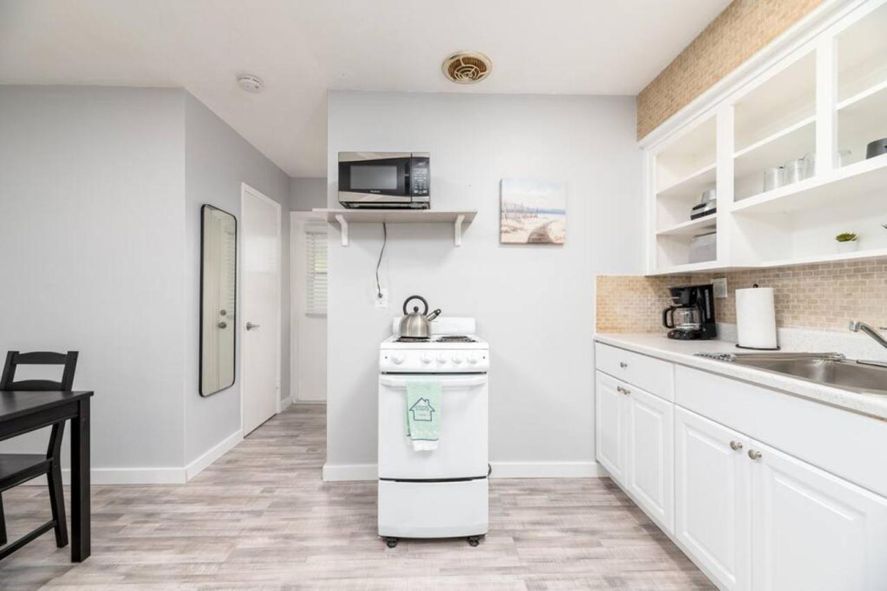 Just Off Wilton Drive Apt 8 Форт Лодърдейл Екстериор снимка