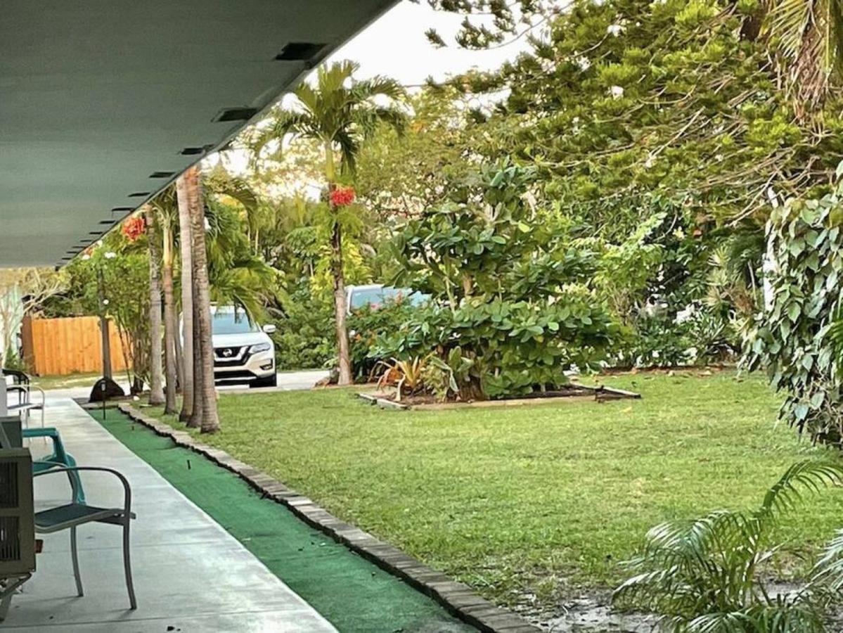Just Off Wilton Drive Apt 8 Форт Лодърдейл Екстериор снимка