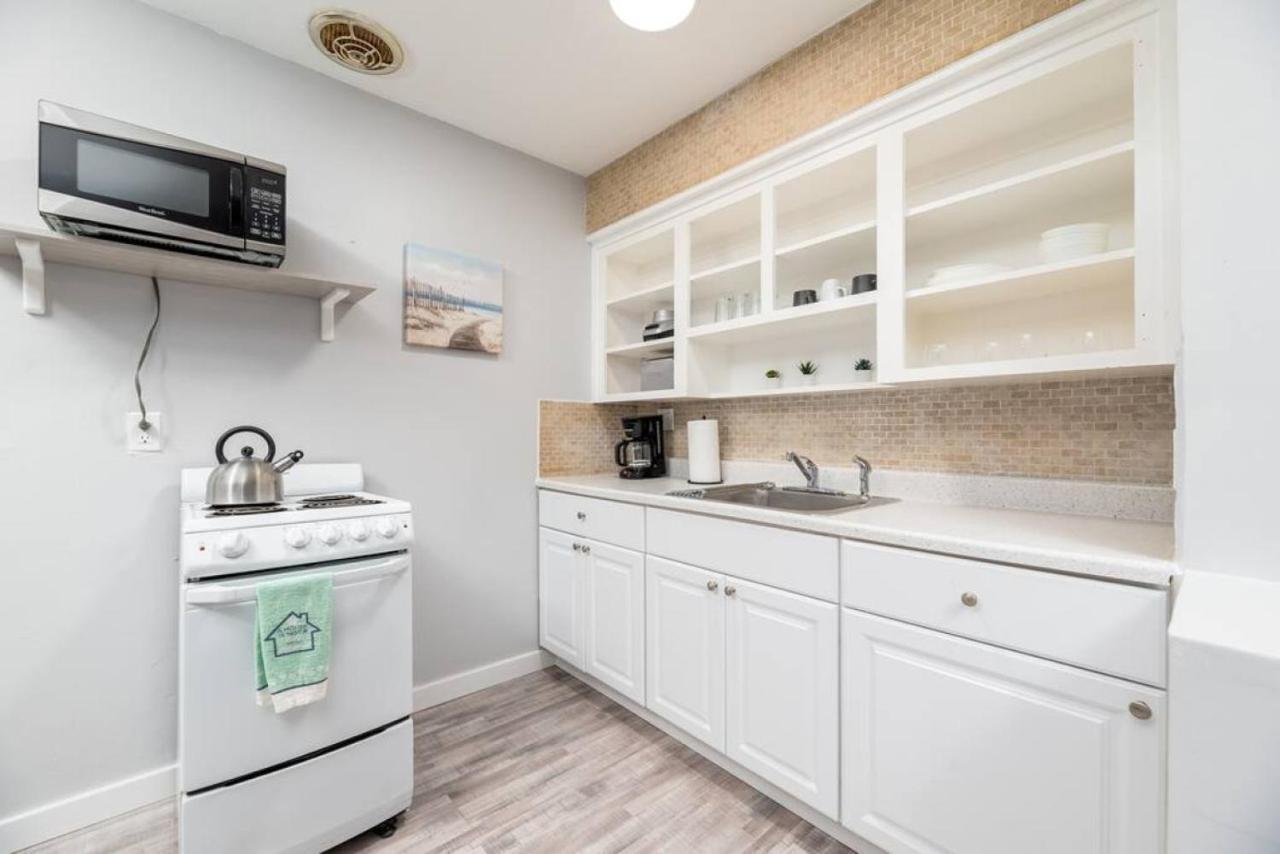 Just Off Wilton Drive Apt 8 Форт Лодърдейл Екстериор снимка